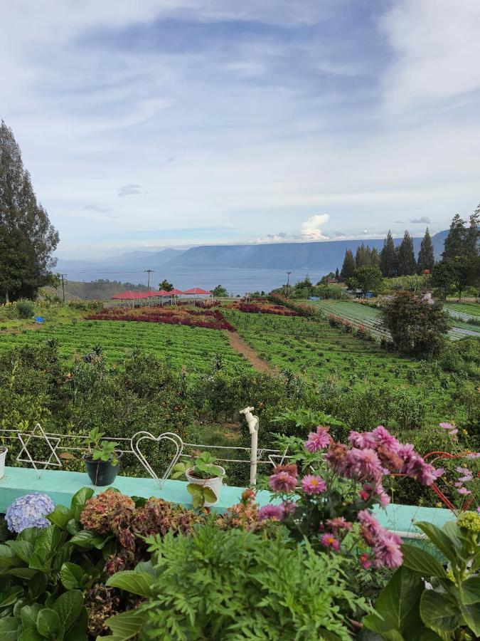 Villa Gunung Mas Berastagi Exterior foto